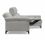 Capri Sofá Chaiselongue con asiento abierto vista lateral con asiento abierto y pata alta en Puerto de Sagunto